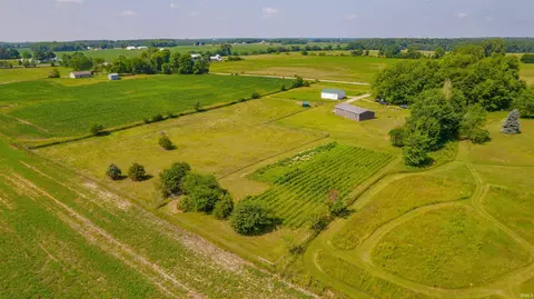 8312 S 400 E, Claypool, IN 46510 photo 3