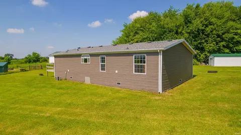 8312 S 400 E, Claypool, IN 46510 photo 7