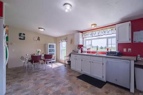 8312 S 400 E, Claypool, IN 46510 photo 16