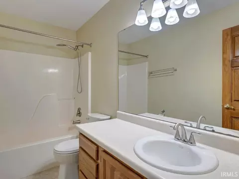 3707 E Tamarron Dr, Bloomington, IN 47408 photo 25