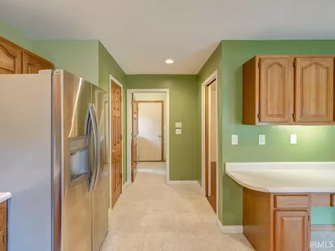 3707 E Tamarron Dr, Bloomington, IN 47408 photo 14