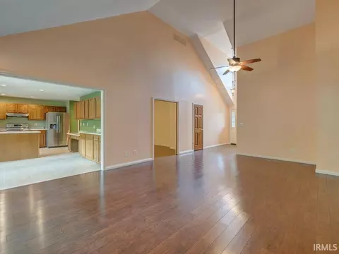 3707 E Tamarron Dr, Bloomington, IN 47408 photo 7