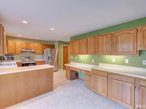 3707 E Tamarron Dr, Bloomington, IN 47408 photo 15