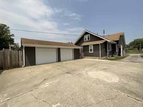 322 E Central Ave, Bluffton, IN 46714 photo 5