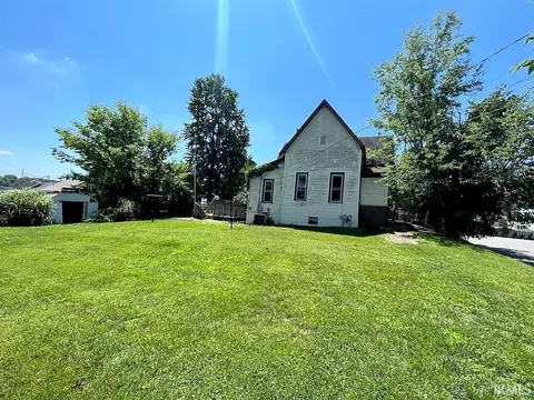 902 Mill St, Jasper, IN 47546 photo 3