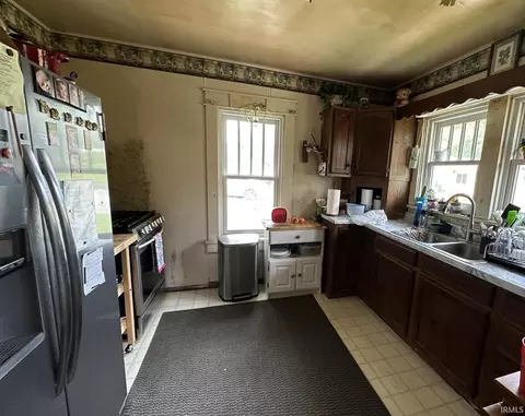606 W Dodds St, Bloomington, IN 47403 photo 7