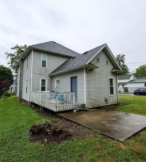 300 E High St, Garrett, IN 46738 photo 4