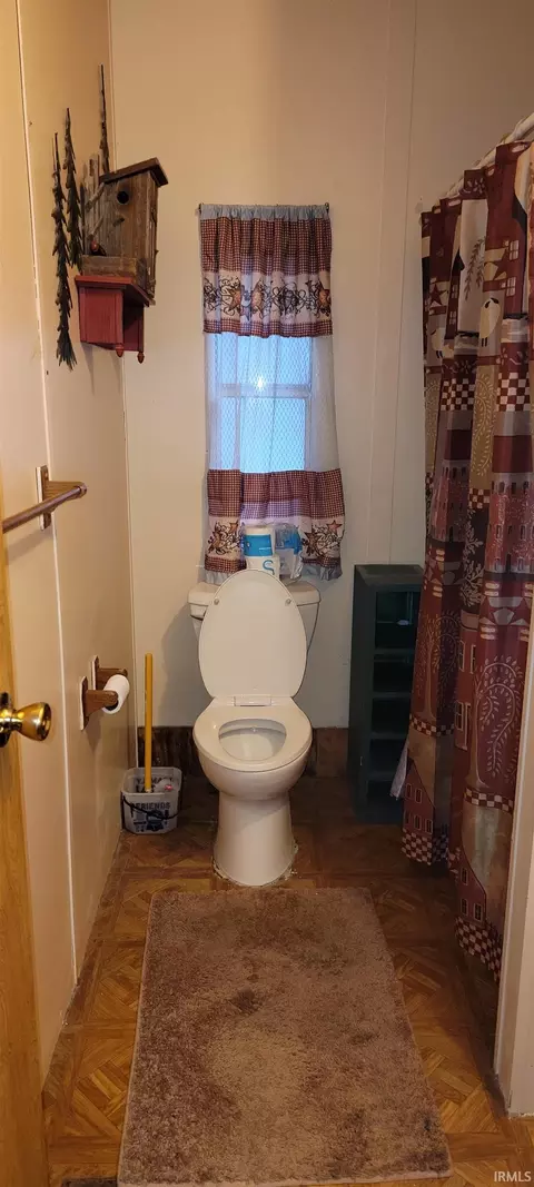 305 S Mill St, Hazleton, IN 47640 photo 10