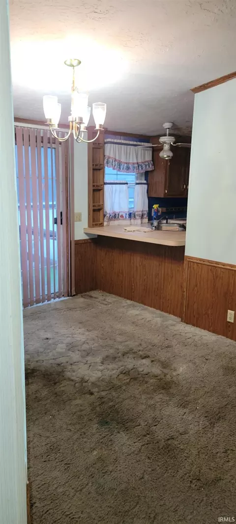 305 S Mill St, Hazleton, IN 47640 photo 5