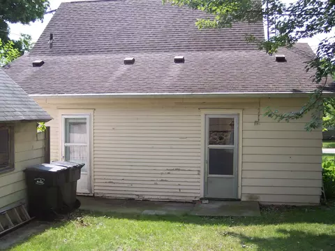 202 E Main St, Syracuse, IN 46567 photo 8
