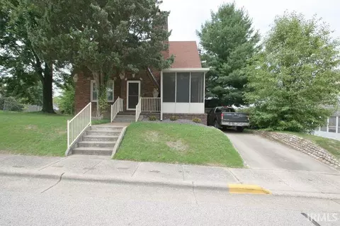 310 E 9th St, Jasper, IN 47546 photo 2