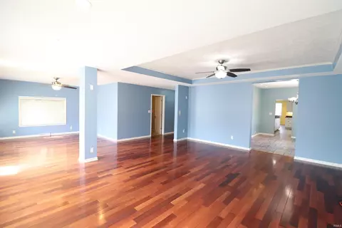 209 E Monroe St, Delphi, IN 46923 photo 5
