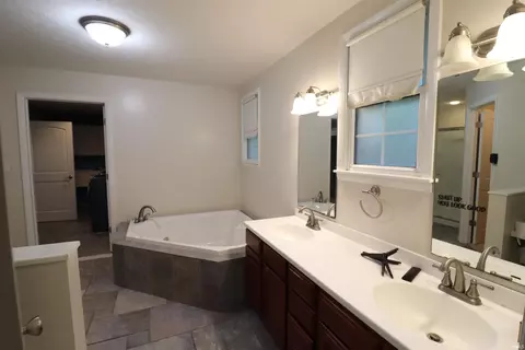 209 E Monroe St, Delphi, IN 46923 photo 13