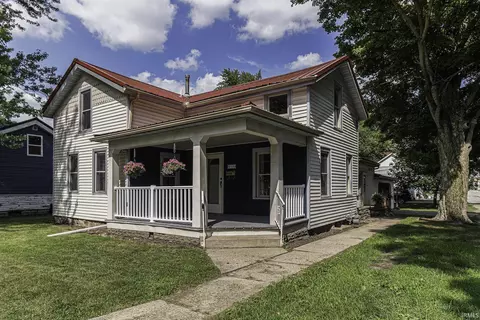 210 N Mountain St, Lagrange, IN 46761 photo 2