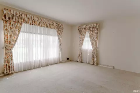 503 E 5th St, Monon, IN 47959 photo 17