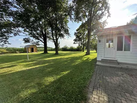 4607 Yoder Rd, Yoder, IN 46798 photo 5