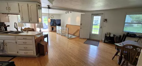 8325 E Mcclintic Rd, Syracuse, IN 46567 photo 10