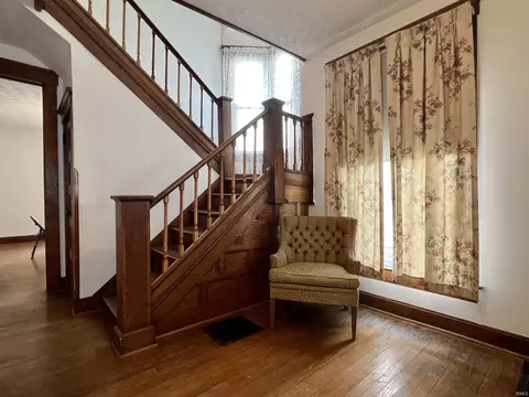 207 E 6th St, Peru, IN 46970 photo 12