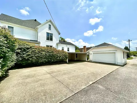 215 E 9th St, Jasper, IN 47546 photo 2