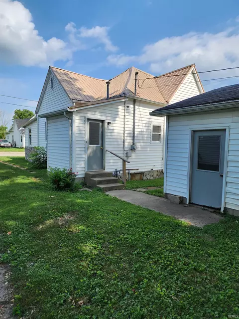 818 S Main St, Bicknell, IN 47512 photo 15
