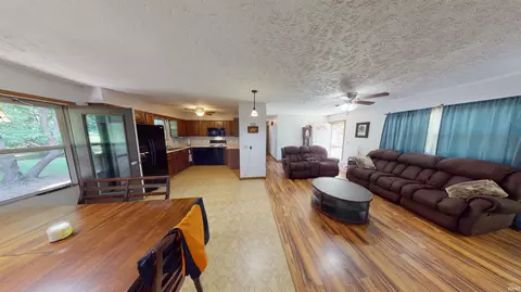270 E 36th St, Jasper, IN 47546 photo 9