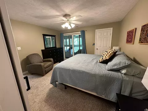 1851 Eagle Bay Dr, Bloomington, IN 47401 photo 9