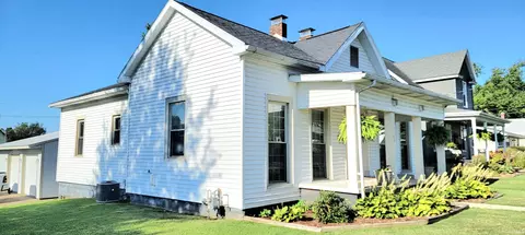 1107 E Walnut St, Washington, IN 47501 photo 29