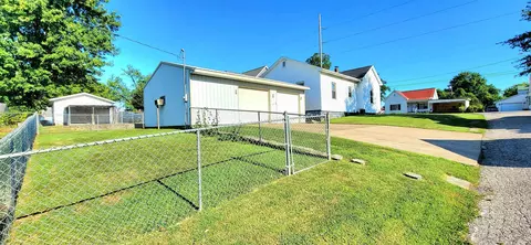 1107 E Walnut St, Washington, IN 47501 photo 33