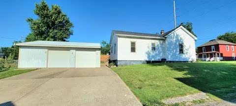 1107 E Walnut St, Washington, IN 47501 photo 32
