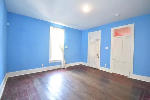 809 W 7th St, Bloomington, IN 47404 photo 5