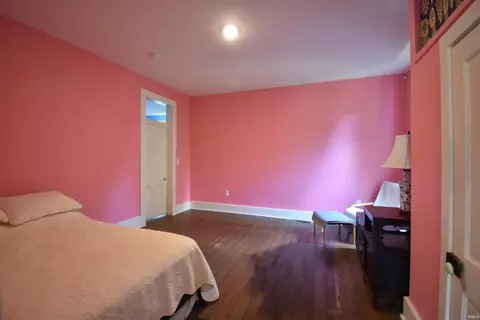 809 W 7th St, Bloomington, IN 47404 photo 8