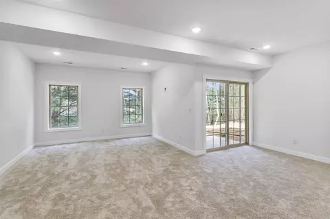 52051 W Cloverleaf Dr, South Bend, IN 46637 photo 17