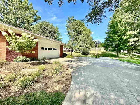 1868 S E St, Jasper, IN 47546 photo 30