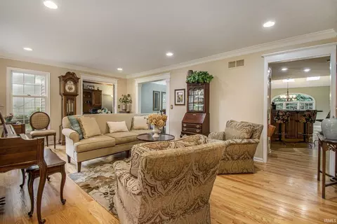 52421 Windover Ln, Granger, IN 46530 photo 4