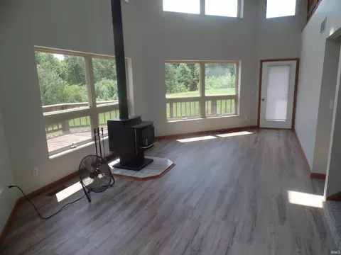 2642 E Macel Rd, Bloomfield, IN 47424 photo 2