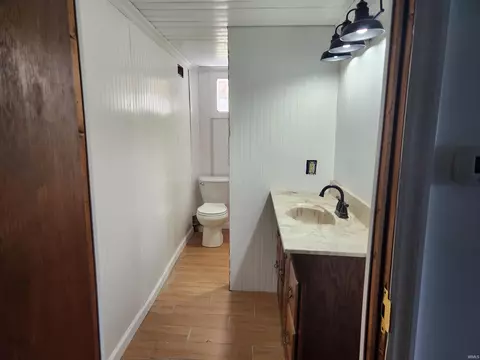 2260 S 460 E, Lagrange, IN 46761 photo 10