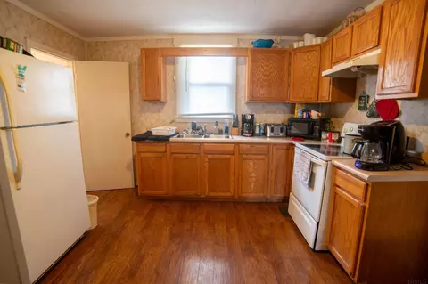 442 N 7th St, Mitchell, IN 47446 photo 5