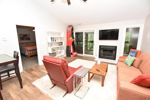 1843 Eagle Bay Dr, Bloomington, IN 47401 photo 3