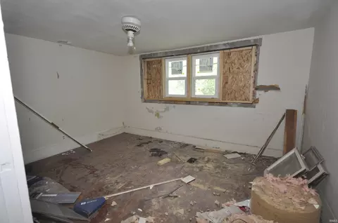 705 E State St, Albany, IN 47320 photo 19