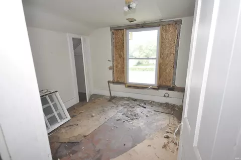 705 E State St, Albany, IN 47320 photo 17