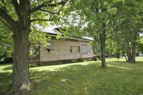 705 E State St, Albany, IN 47320 photo 22
