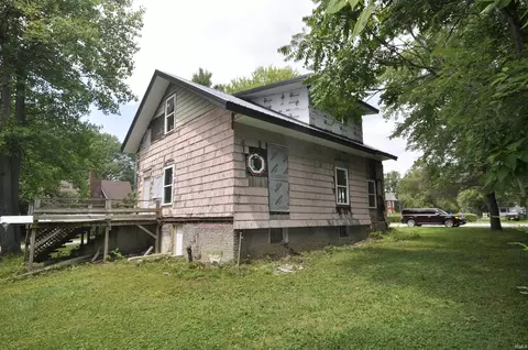 705 E State St, Albany, IN 47320 photo 24