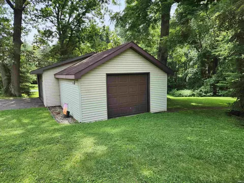 9357 N Koher Rd E, Syracuse, IN 46567 photo 29