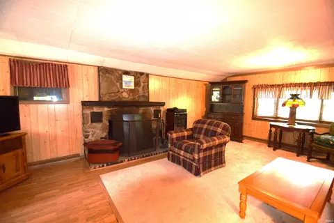 9357 N Koher Rd E, Syracuse, IN 46567 photo 12