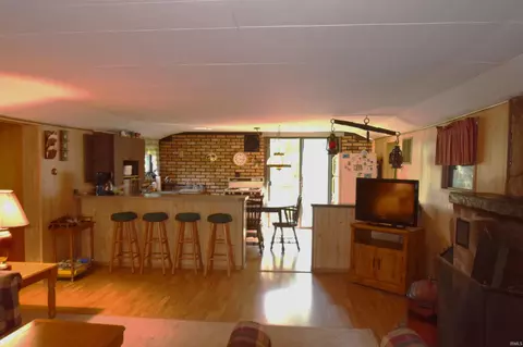 9357 N Koher Rd E, Syracuse, IN 46567 photo 15