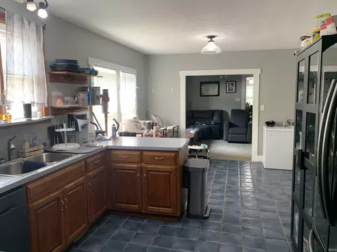 919 Jefferson St, Covington, IN 47932 photo 9