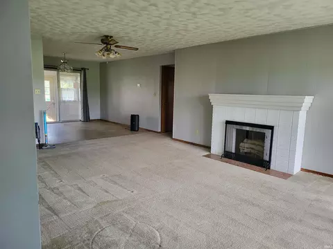 665 E Maple St, Bremen, IN 46506 photo 5