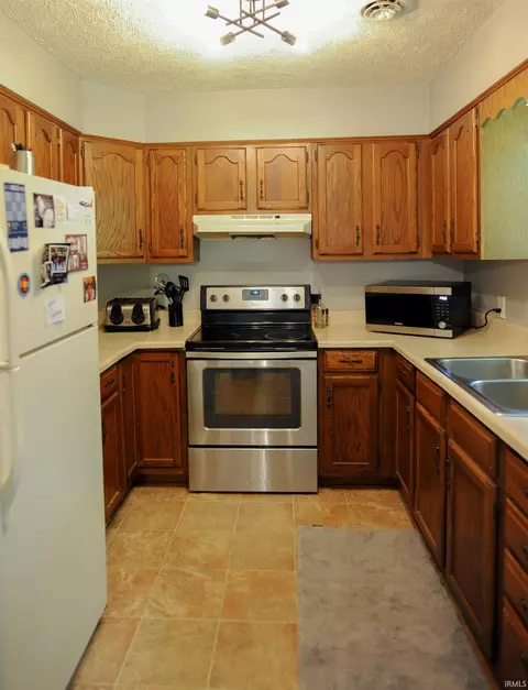 119 Oakmount Ct, Jasper, IN 47546 photo 12