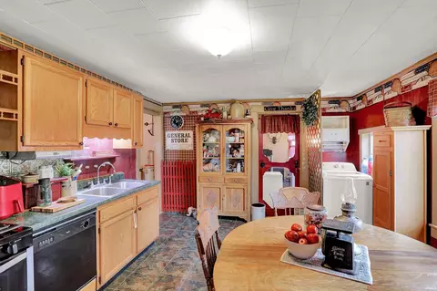 211 E Maple St, Spiceland, IN 47385 photo 14