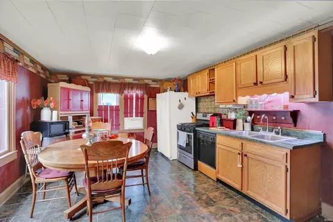 211 E Maple St, Spiceland, IN 47385 photo 11
